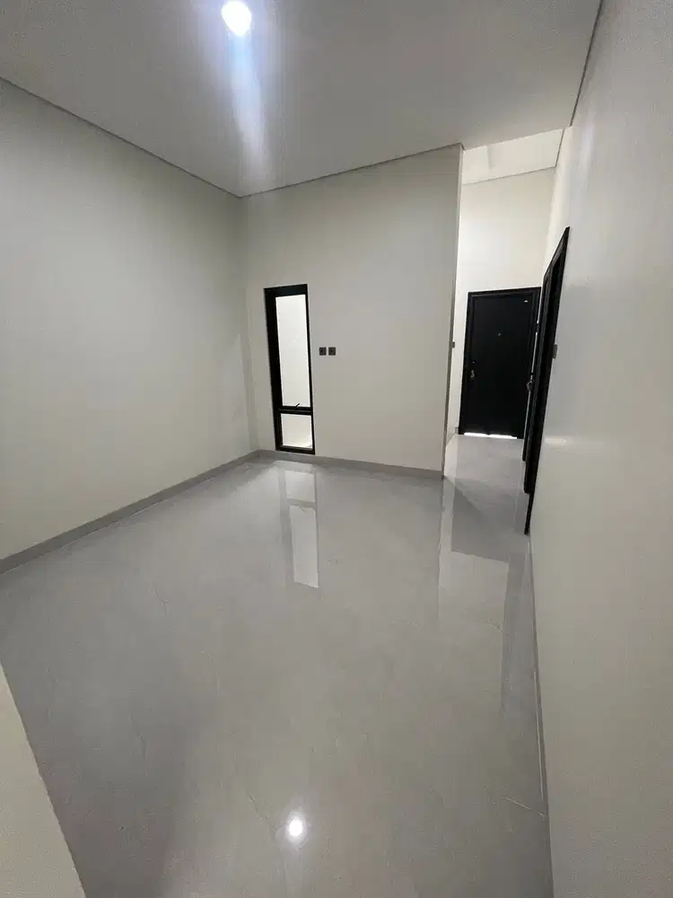 Dijual Rumah Baru 2 lantai Cluster Sevilla BSD City