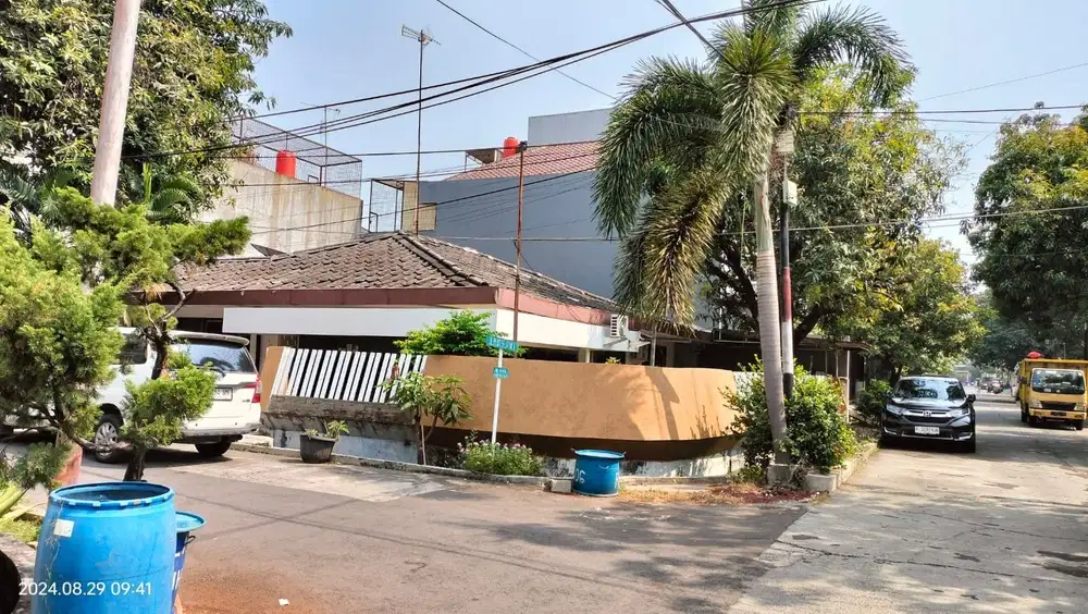 rumah tua hitung tanah pluit selatan 21x20 hook selatan timur
