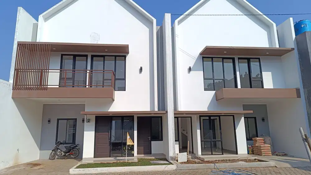 Rumah 2 Lantai Bata Merah free biaya2 di jl. wibawa mukti II Jatiasih