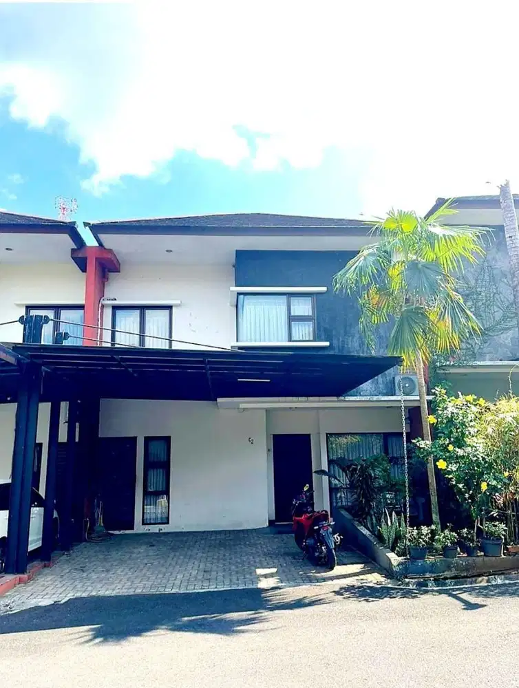 Rumah Bagus Shm Di Pasteur Sukamulya Regency