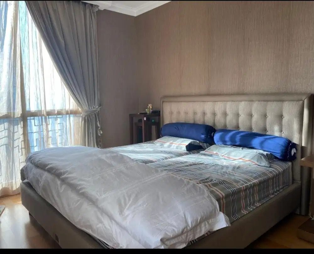 Residence8 Senopati 3 Bedroom private lift furnished harga nego