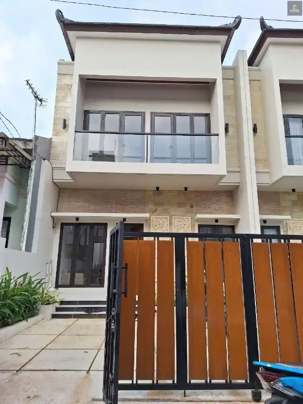 Rumah 2 Lantai Semi Furnish di Kencana Loka BSD