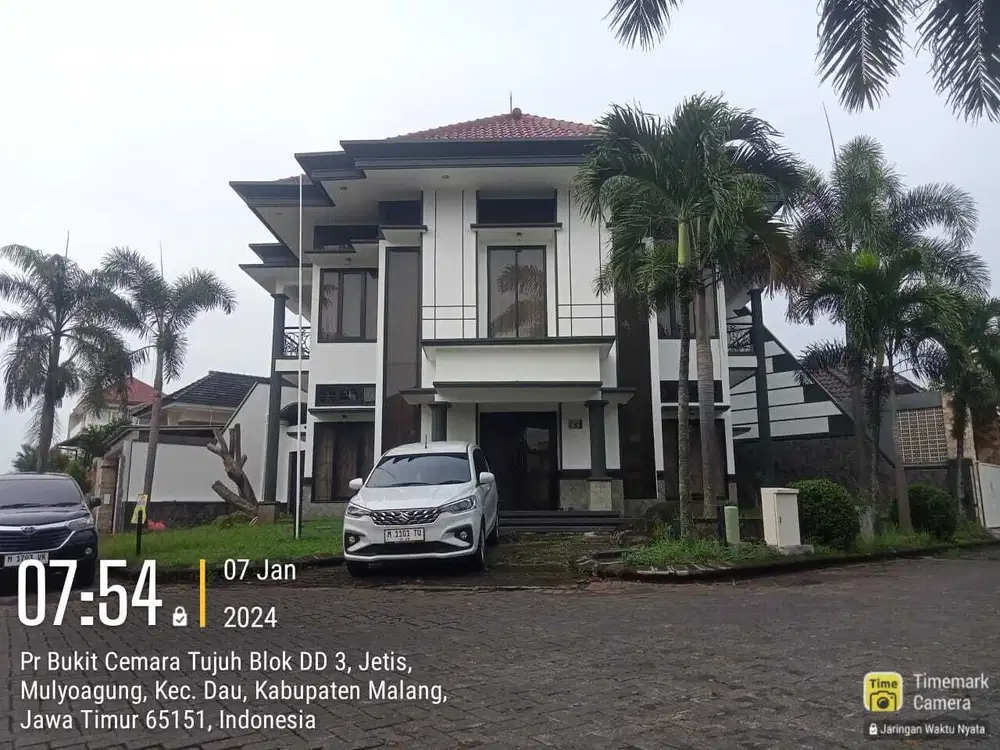 Dijual Cepat Rumah 2 Lantai Bagus Depan Kampus UMM 3 Kota Malang