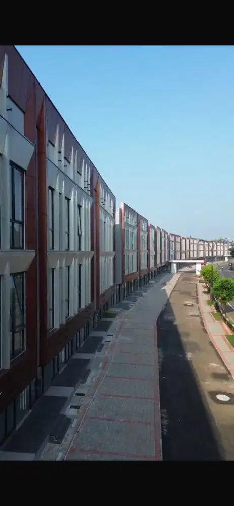 Jual Ruang Usaha Gandeng 3 Lantai Lokasi Strategis Kota Wisata