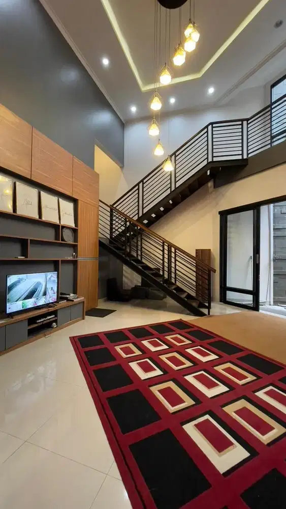 Dijual Rumah Full Furnish di Gunung Batu