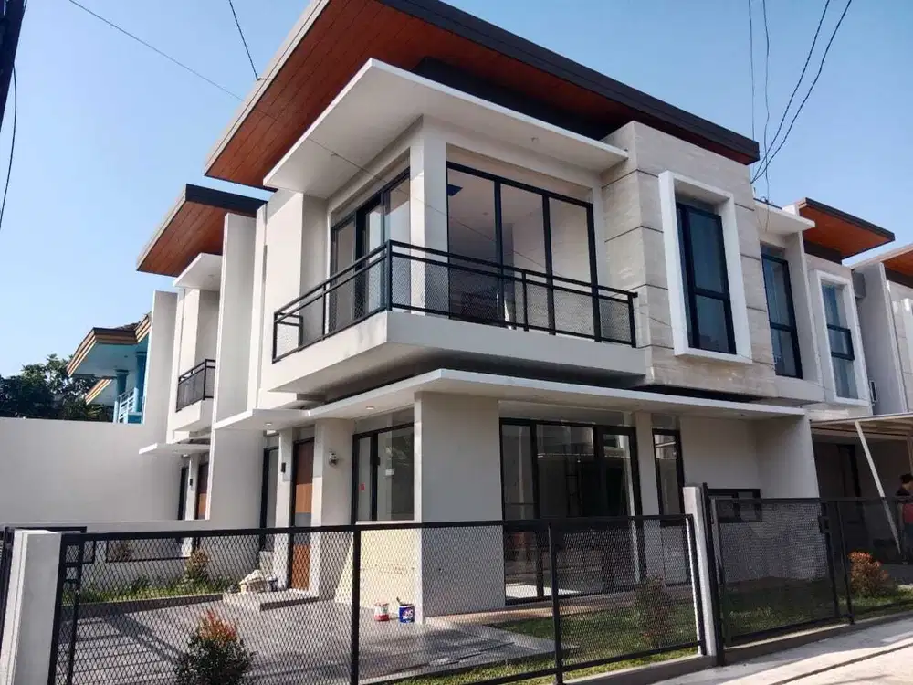 Rumah Modern di Pusat Kota Bandung Leuwisari dkt Leuwipanjang Mekarwangi