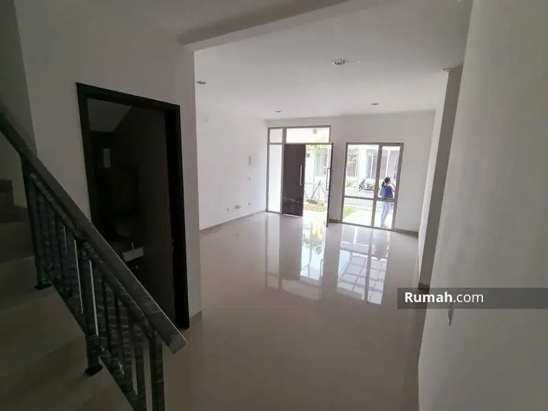 Jual Rumah PIK 2 8x12.5 Tipe Hoek Kosongan Hadap Selatan