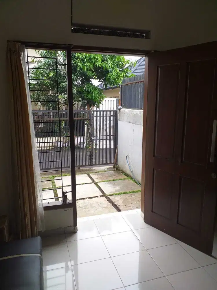 Dijual RUmah di Cihanjuang dalam Cluster