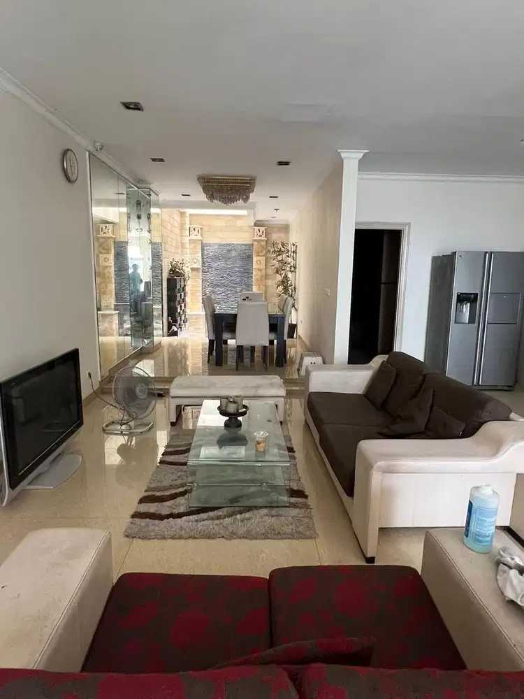 Sewa Cluster Florence Pik 1 Uk 8x20 Furnish Siap Huni