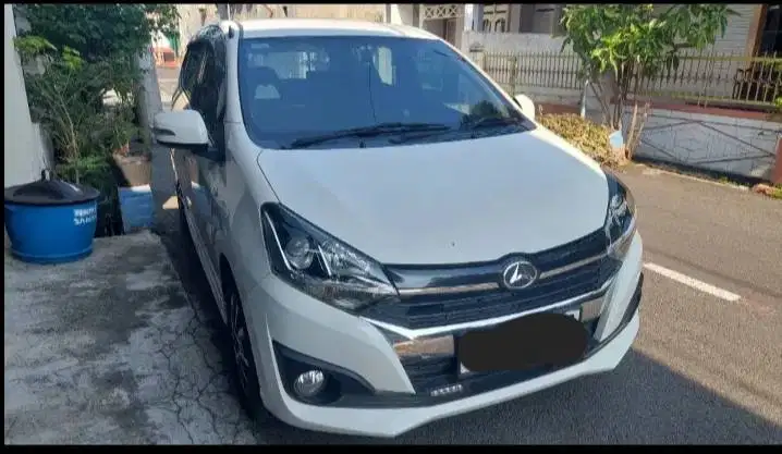 Daihatsu Ayla 1.2 R BENSIN - MT (2018)