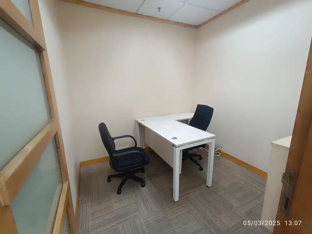 SEWA KANTOR DI JAKARTA SELATAN KUNINGAN  63M2 FURNISH 256K NEGO