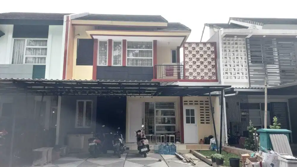 Dijual/sewa Rumah di Castilla Bsd samping tol Pondok Aren