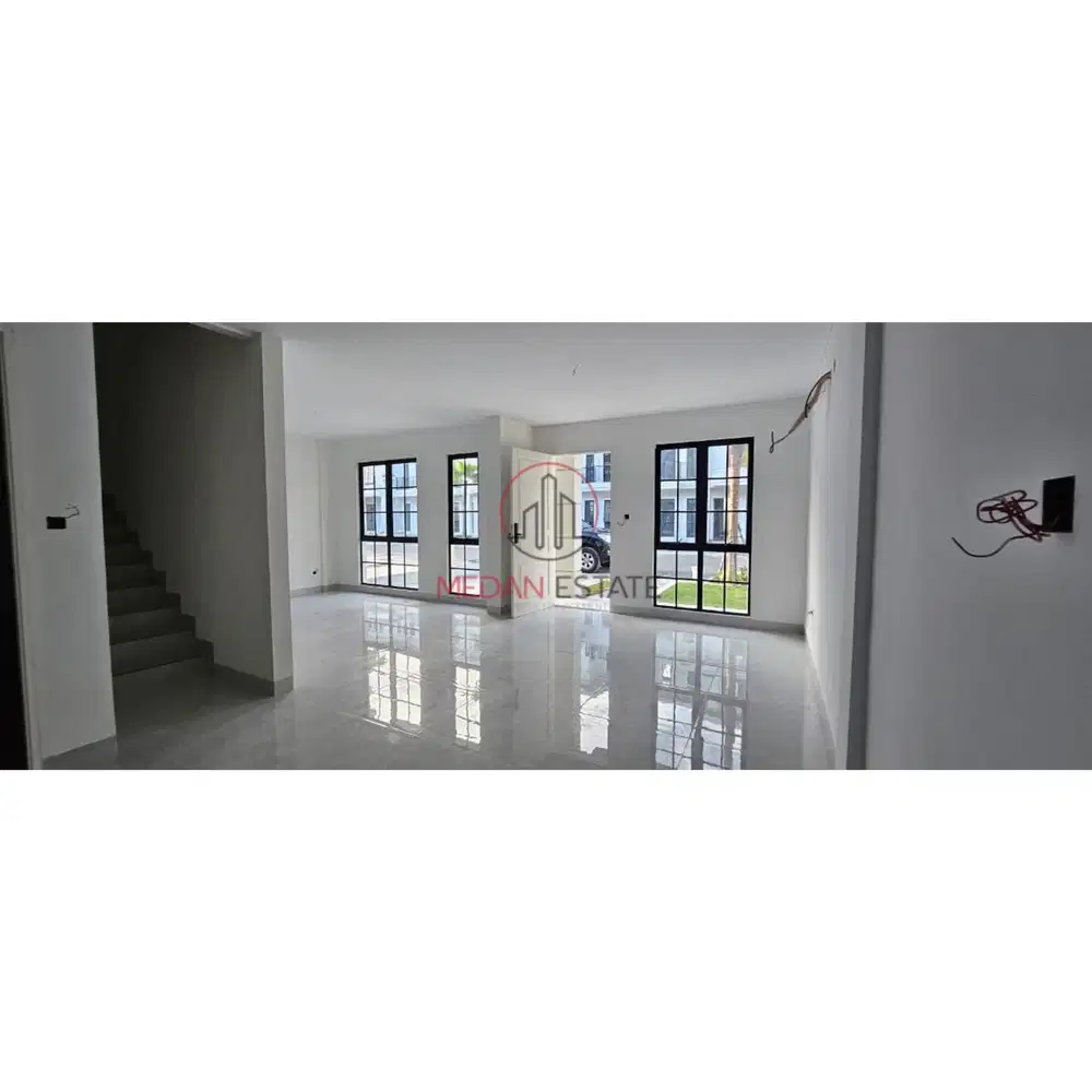 Dijual    Villa Komplek Jewel Park