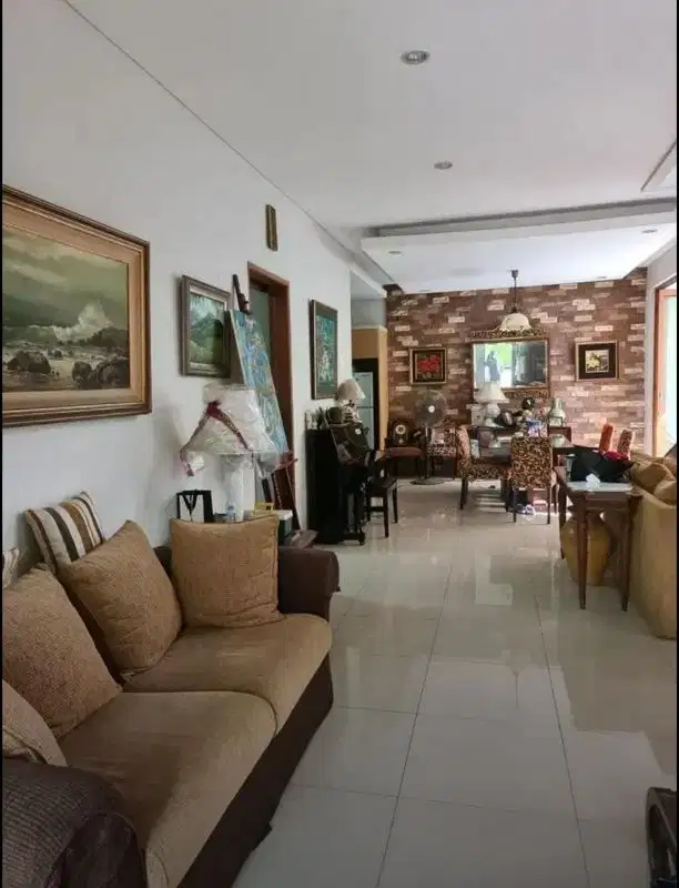 dijual rumah district emerald Bintaro jaya sektor 9