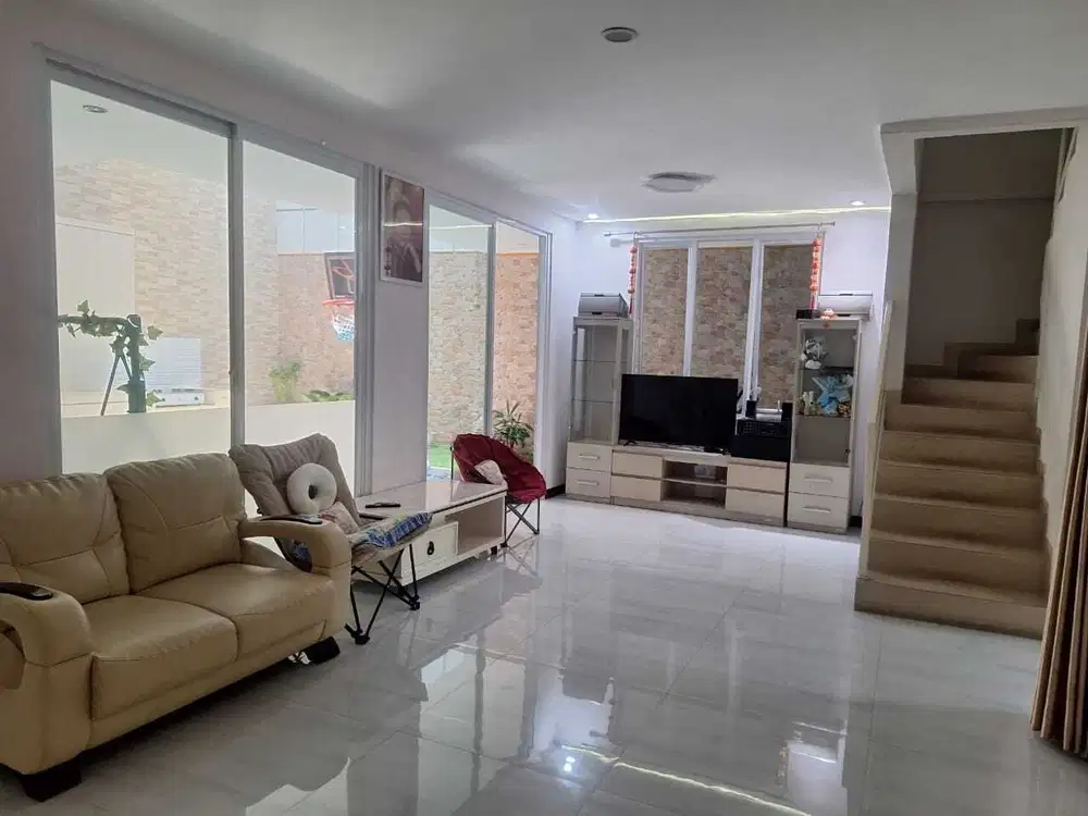 Dijual Rumah Taman Palem Lestari Cengkareng