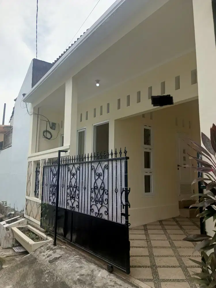 Dijual rumah siap huni Pondok kelapa Jakarta timur