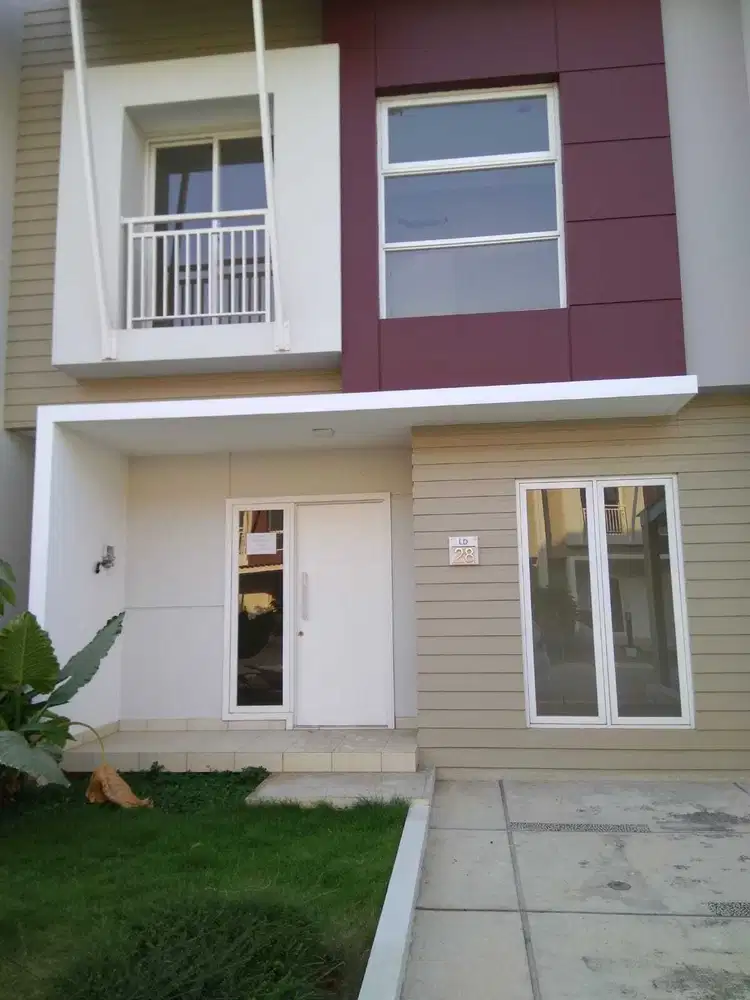 DIJUAL RUMAH SUMMARECON KERAWANG