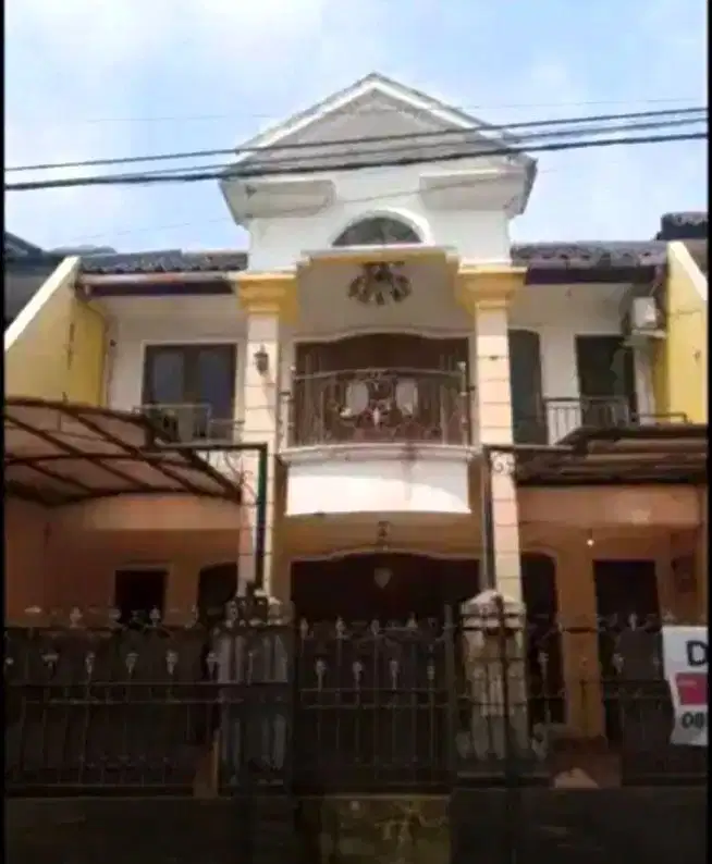 Rumah Di Komplek Billymoon Pondok Kelapa