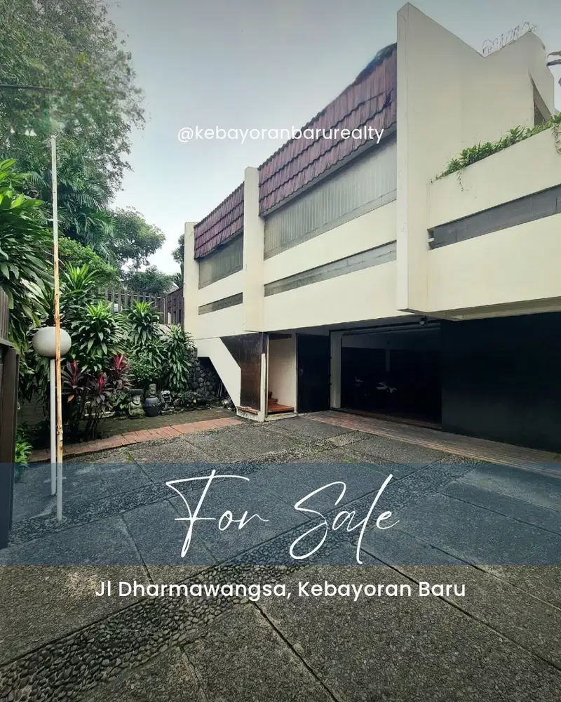 Rumah Kebayoran Baru Halaman Luas Jalan Lebar Dekat MRT