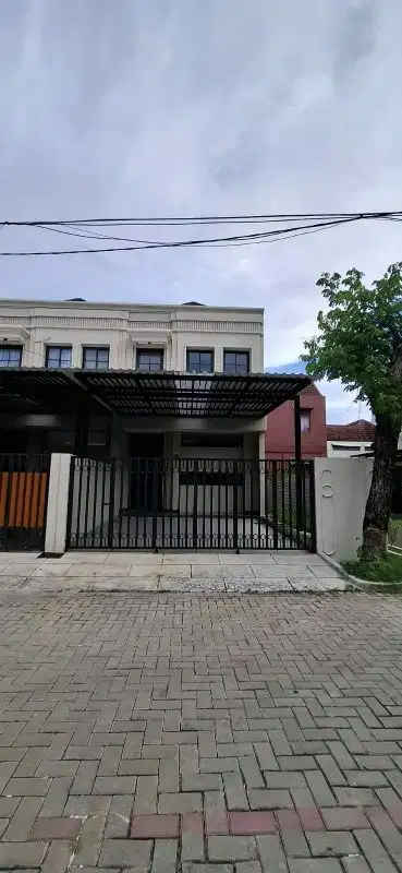 Dijual Rumah cantik  di Gading serpong sektor 7A