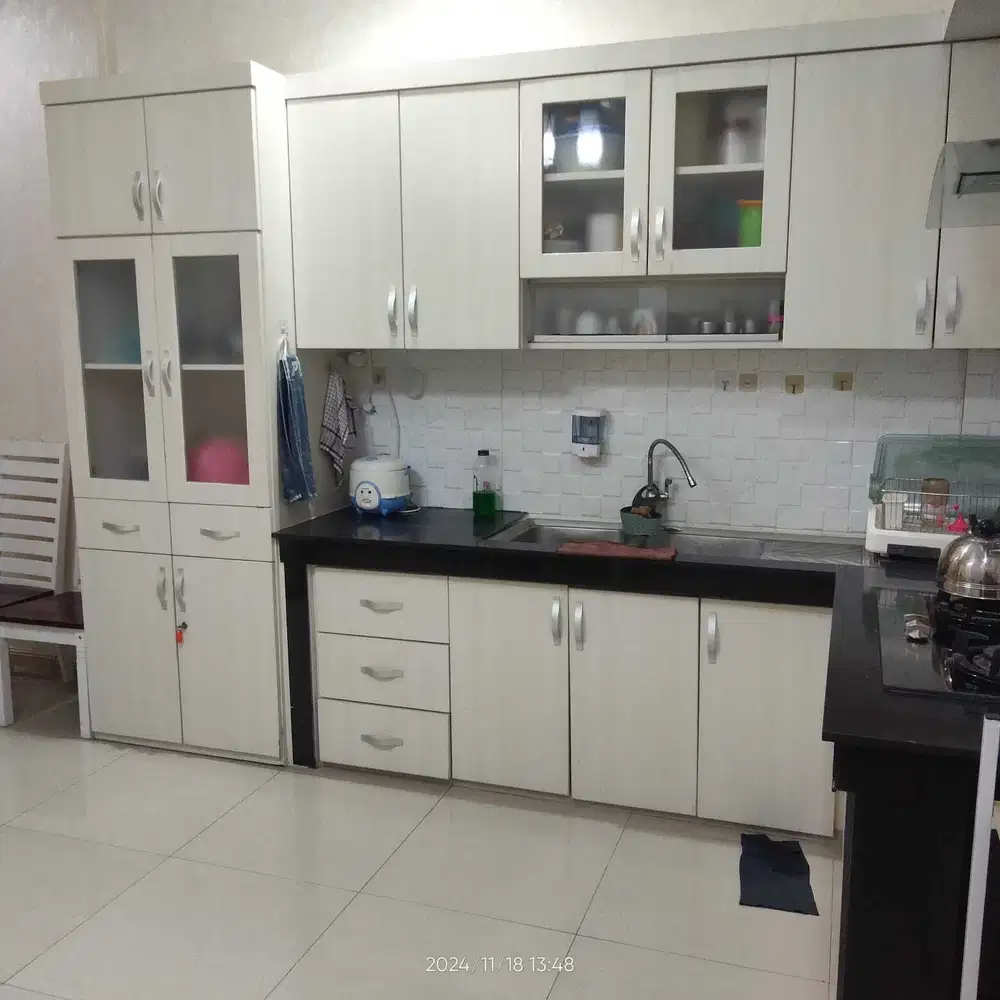 Dijual rumah di komplek the empire (jalan suluh / pancing)