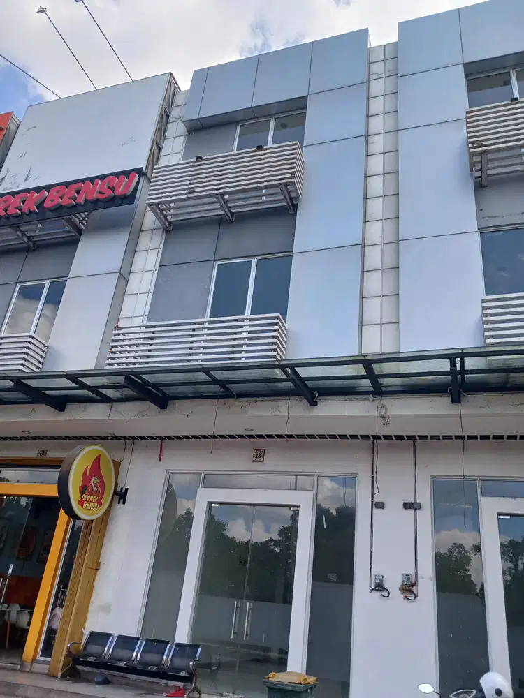 Disewakan Ruko Sudirman Boulevard 1. Jababeka Cikarang