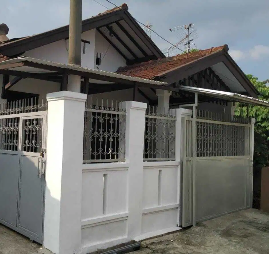 Dijual Rumah hook di Taman Cibaduyut Indah