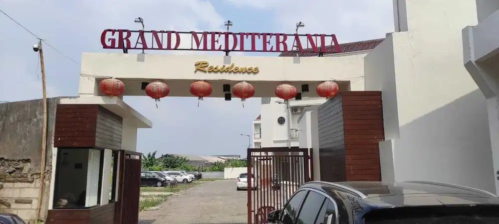 Disewakan Rumah Baru Grand Mediterania Residence Jalan Vikamas Tengah