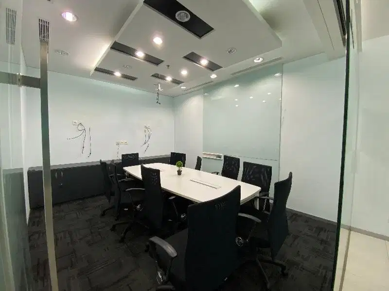 SEWA KANTOR DI JAKARTA MENARA SUN LIFE 233M²FURNISH 233K NEGO