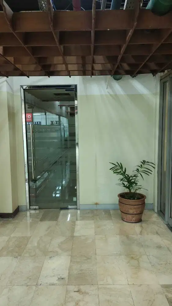 SEWA KANTOR DIJAKARTA SELATAN TB SIMATUPANG  173M2 FITTED 130K NEGO
