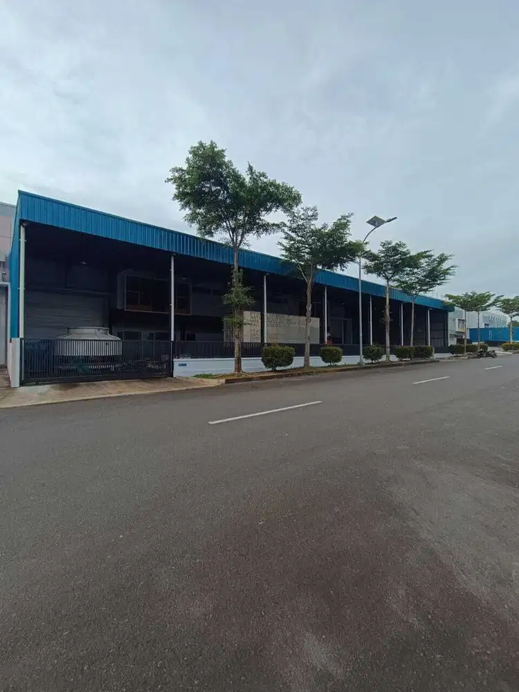 Dijual murah 2 unit gandeng Gudang Tunas bizpark area batam centre