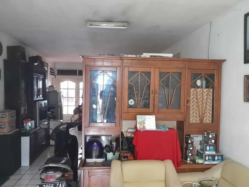 Turun harga Rumah lama di Kopo permai 2