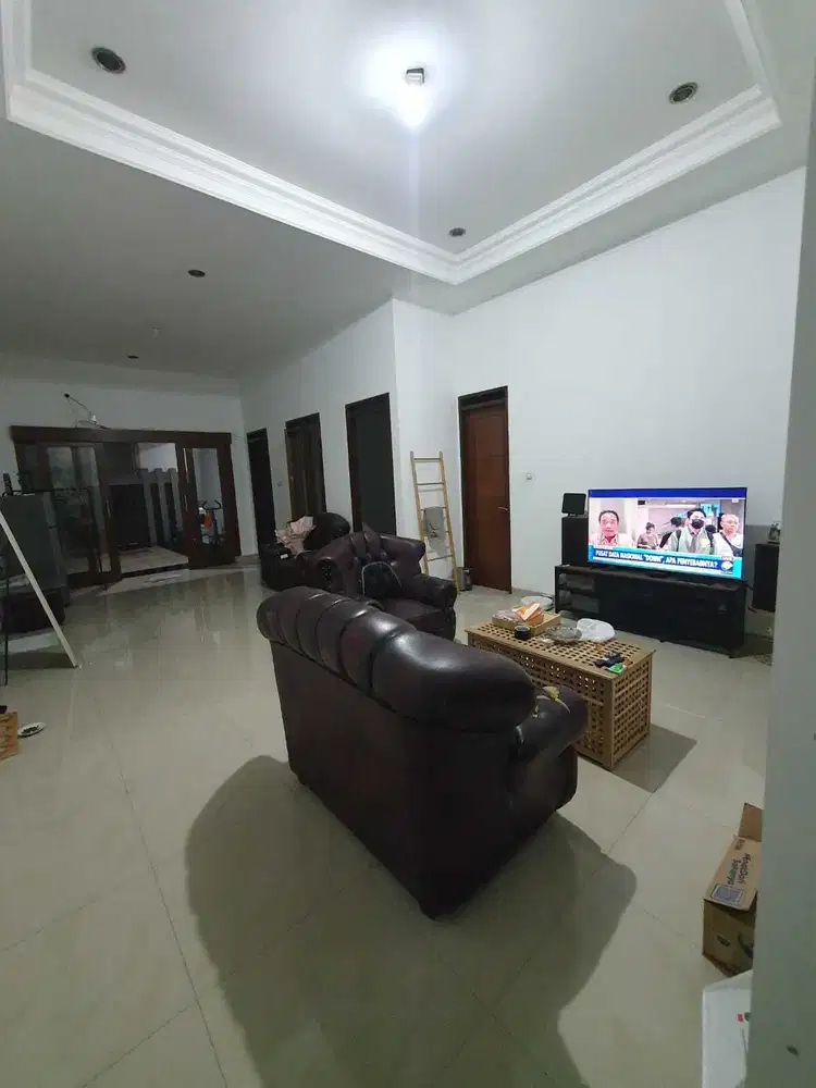 Dijual Rumah di Singgasana Pradana