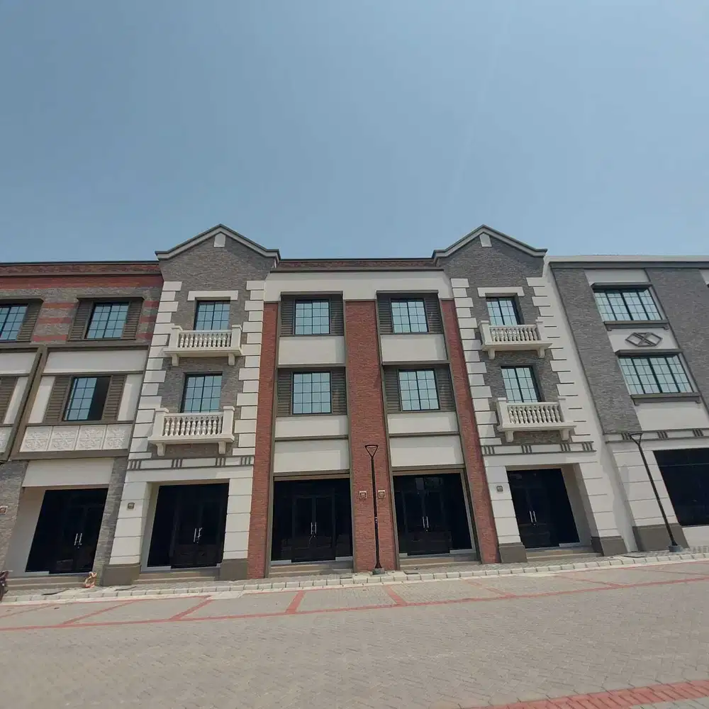 Disewakan ruko pik2 osaka 4.5x15 - 3 lantai