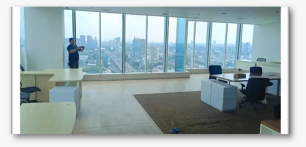 SEWA KANTOR DI JAKARTA SOVEREIGN PLAZA NEW 229M2 FITTED225K NEGO