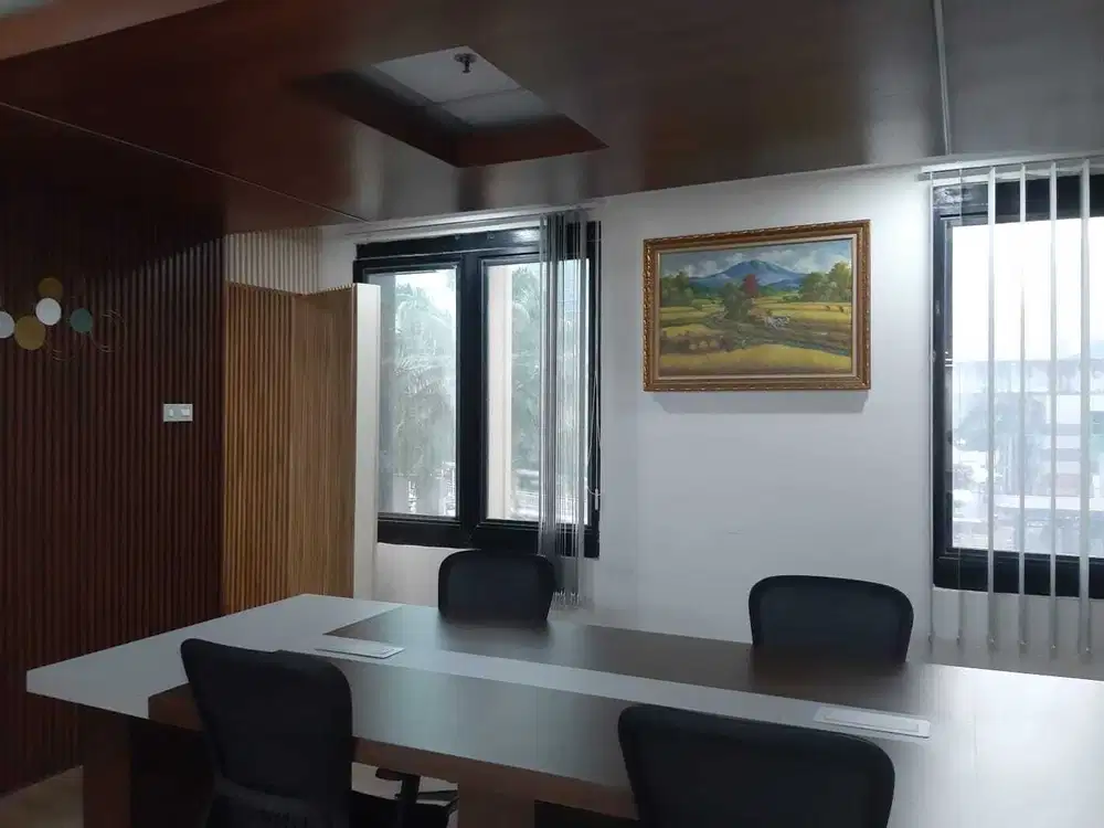 SEWA KANTOR DI JAKARTA SELATAN KUNINGAN 124M2 SEMI FURNISH 250K NEGO