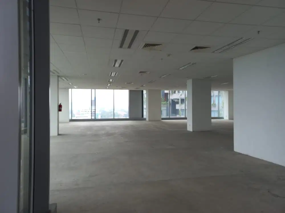 SEWA KANTOR DI JAKARTA SELATAN TB SIMATUPANG 290M2 BARE 175K NEGO