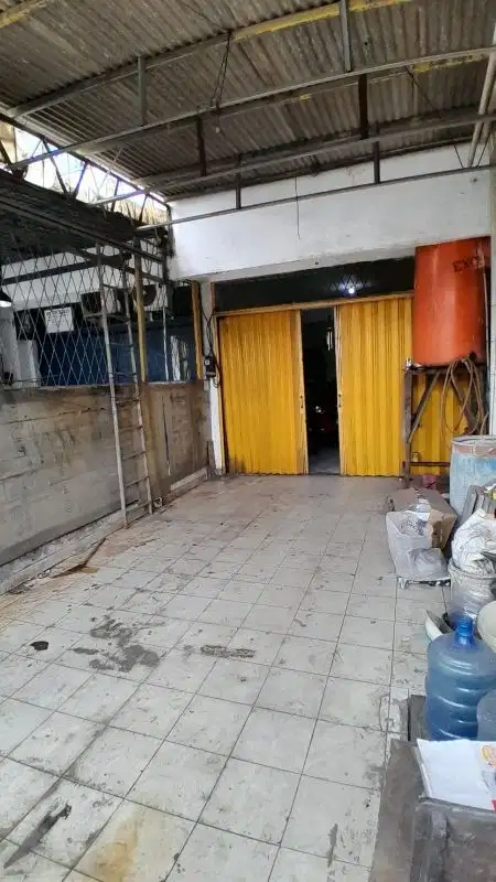 Dijual ruko 3 lantai di jl Bambu Larangan, cengkareng, jakarta barat