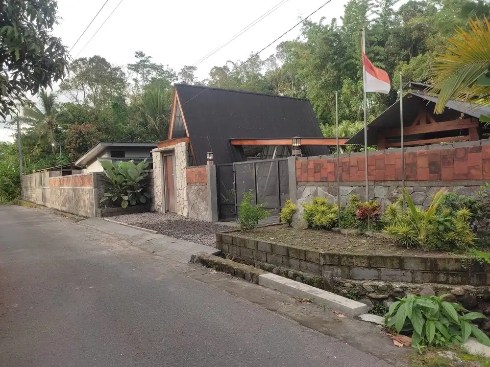 VILLA MURAH PRIVATE POOL, DI PAKEM, DEKAT RS PANTI NUGROHO SLEM