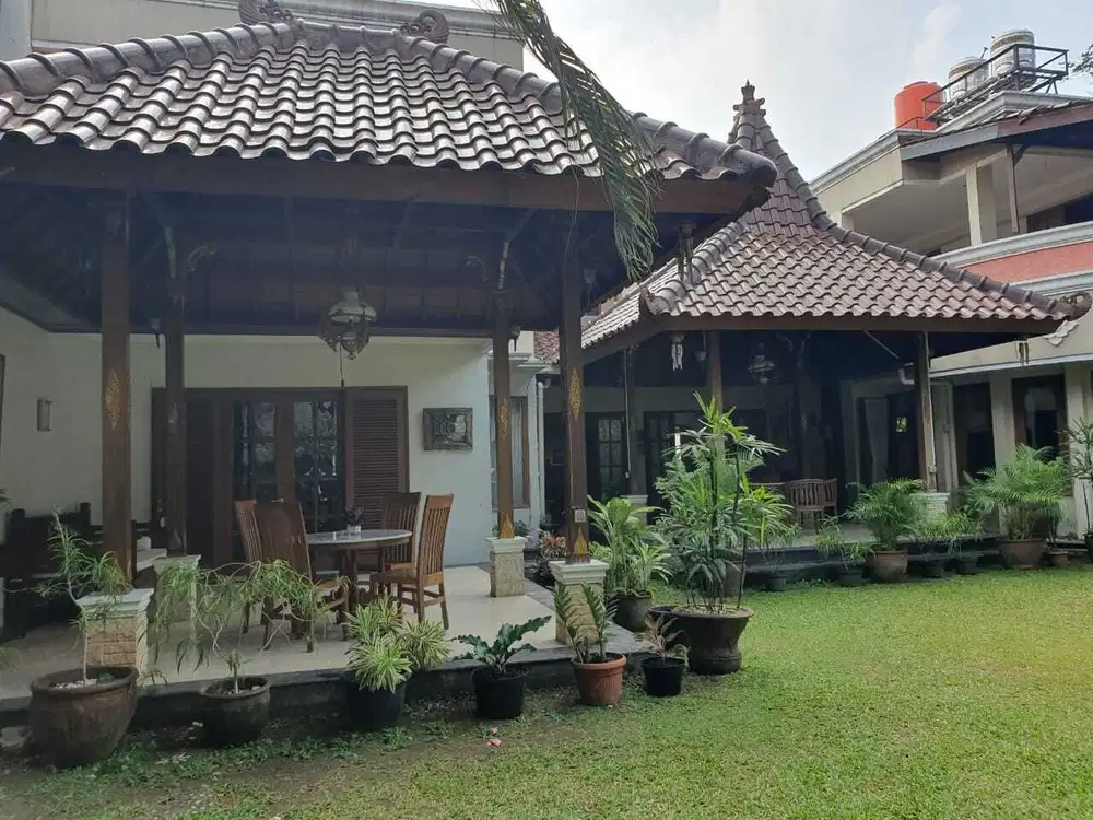 Rumah Luas Semi Furnished di Bintaro siap huni GB1768 t