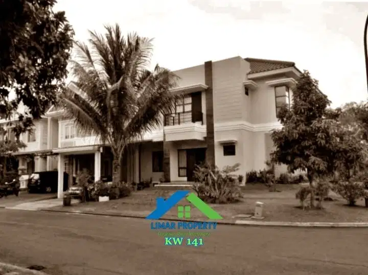 Rumah Luas Dan Strategis Harga Bagus di Kota Wisata Cibubur