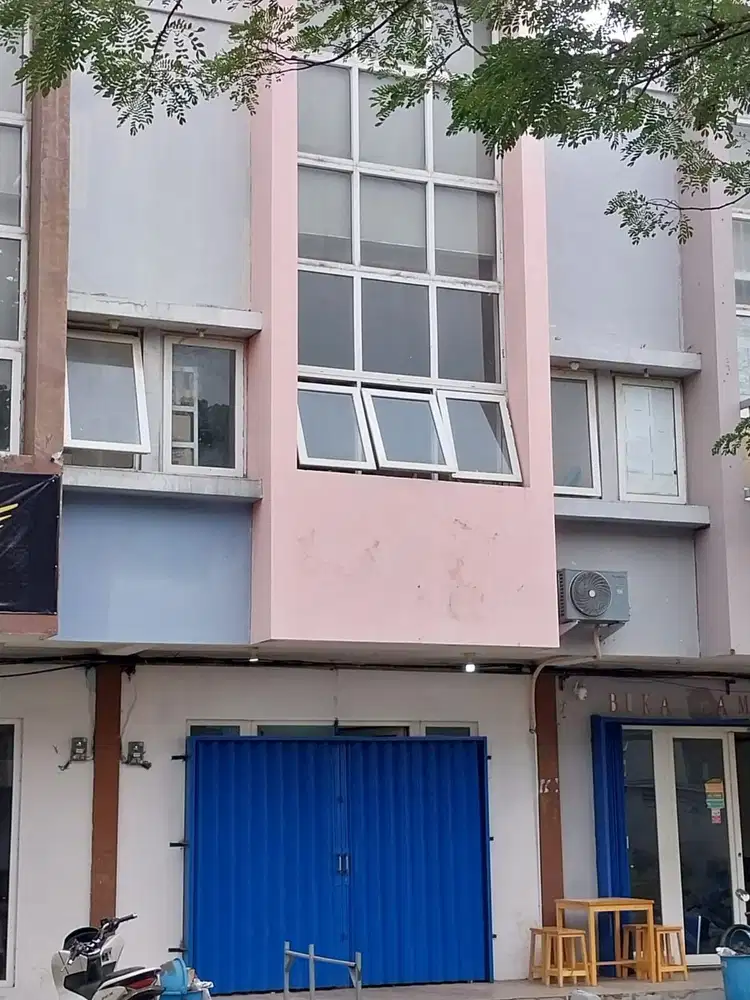 Ruko Cantik 2 Lantai Siap Pakai Usaha di Golden city Sepatan Tangerang
