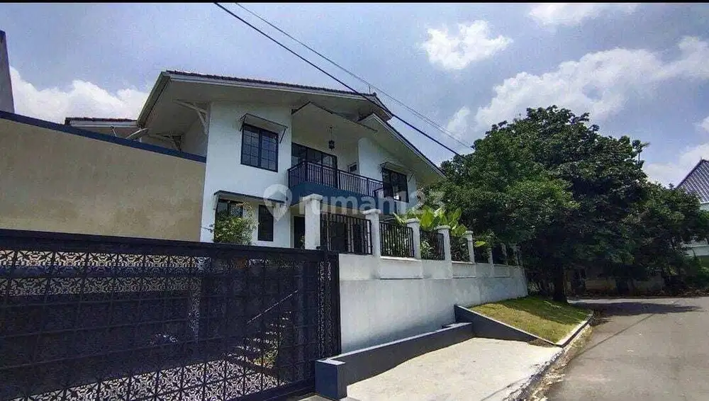 JUAL CEPAT RUMAH MEWAH HOEK ASRI DAN TENANG