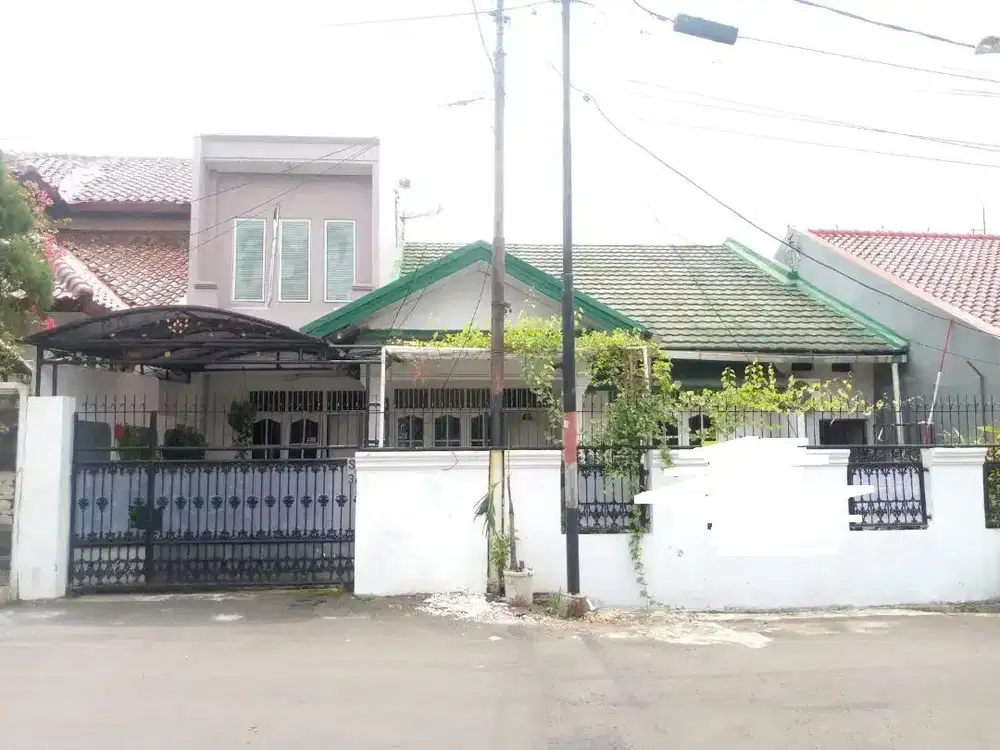 Rumah tak kasih murah di Komplek PTB duren sawit