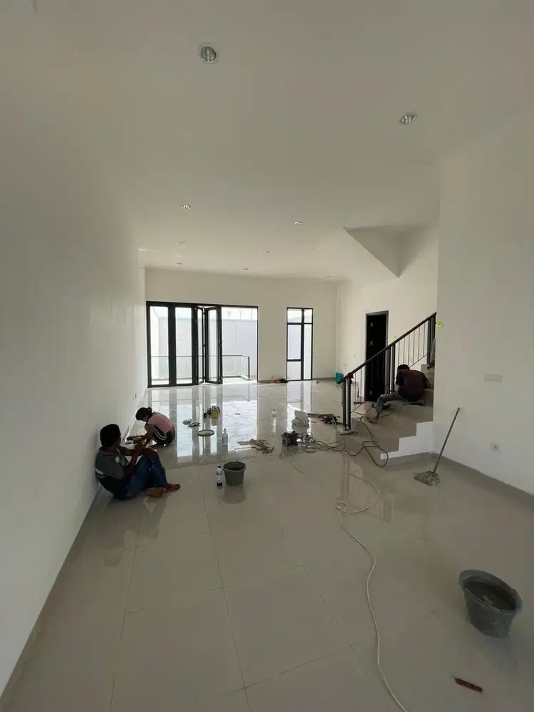 Rumah Baru di Bukit Danau Indah Pik2