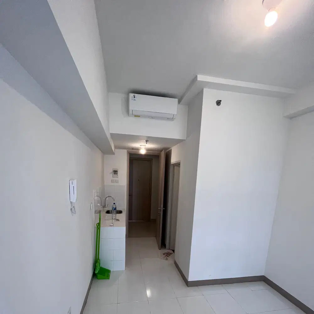 Disewakan apartemen tokyo riverside pik2 studio ac1 price 9jt/thn