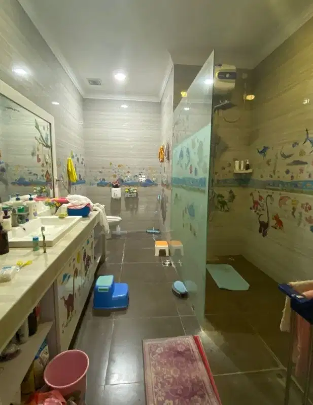 Dijual rumah mewah di green court danau cengkareng