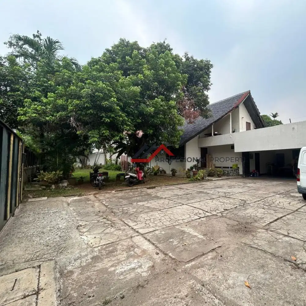 Rumah Lama Hitung Tanah Dekat Kemang Raya
