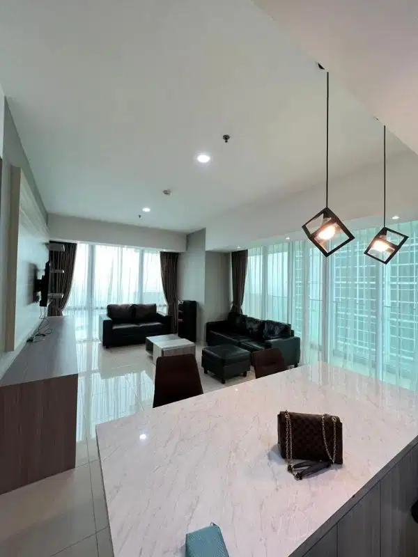 APARTEMEN U RESIDENCE 3 TYPE 2 BR CITY VIEW DEKAT UPH