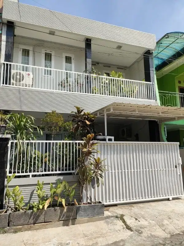 di jual rumah full furnished 2lt siap huni di pondok aren